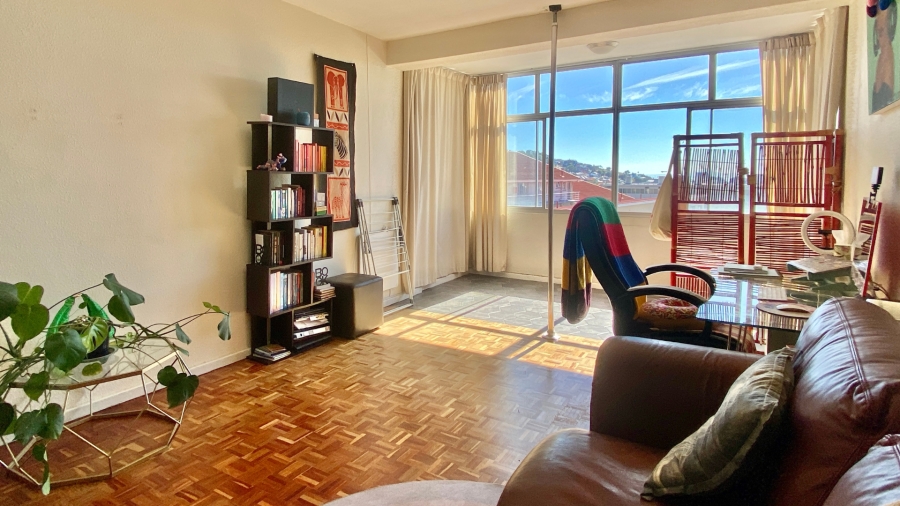 1 Bedroom Property for Sale in Gardens Western Cape